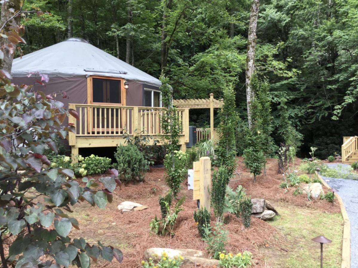 Villa Spring Ridge Luxury Yurt - Creekside Glamping With Private Hot Tub Topton Exterior foto